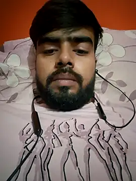 Snapshot of soniriyaa010101 chatting on October 13, 2025, 11:12 am soniriyaa010101 online show from October 13, 2025, 11:12 am