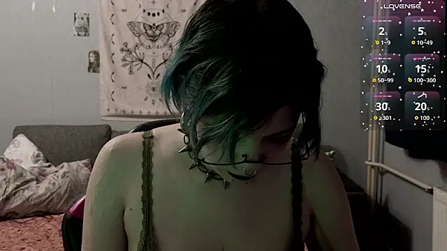 Snapshot of Alice_Zev chatting on November 15, 2025, 9:30 pm Alice Zev online show from November 15, 2025, 9:30 pm