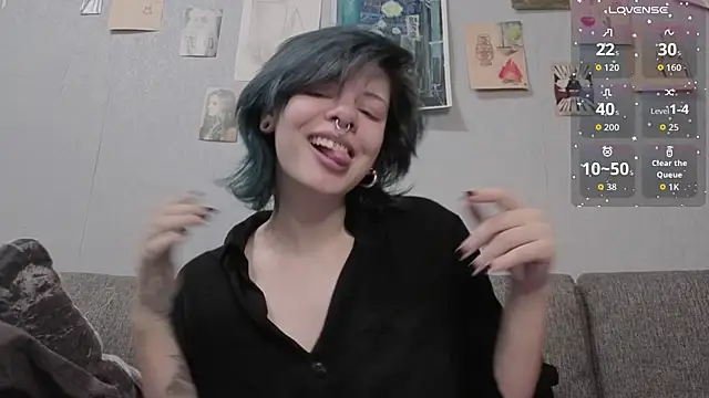 Snapshot of Alice_Zev chatting on November 4, 2025, 3:10 am Alice Zev online show from November 4, 2025, 3:10 am