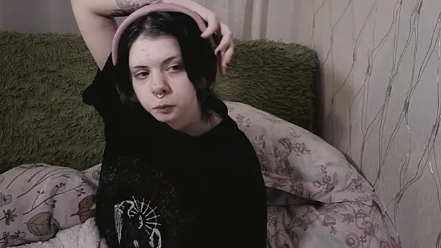 Alice Zev online show from May 1, 2026, 2:05 am