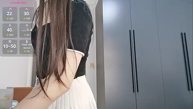 luckckcj online show from March 5, 2026, 5:04 am