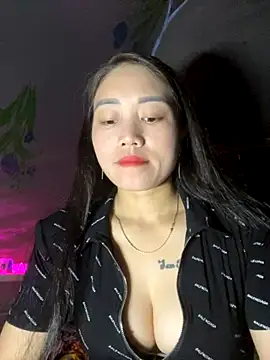 chipp-bong online show from November 7, 2025, 12:48 am