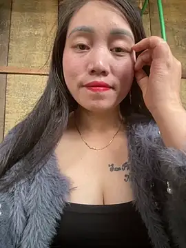 chipp-bong online show from February 19, 2026, 1:46 am