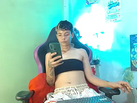 Snapshot of Dorland777 chatting on October 28, 2025, 12:15 pm Dorland777 online show from October 28, 2025, 12:15 pm