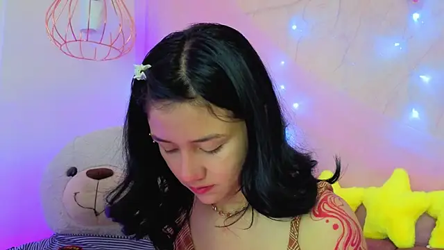 april bennett online show from February 23, 2026, 12:28 pm