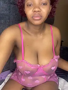 Snapshot of MilfBoobsxx chatting on June 7, 2026, 12:16 am MilfBoobsxx online show from June 7, 2026, 12:16 am