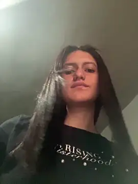 Caroline daring online show from March 22, 2026, 8:21 pm