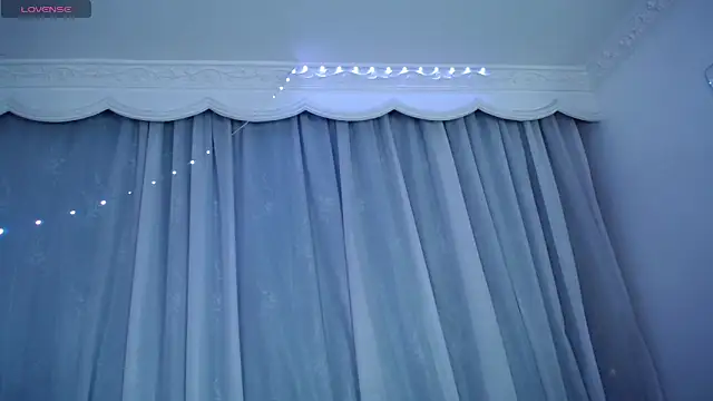 Snapshot of alahia_sw chatting on October 3, 2025, 3:52 am alahia sw online show from October 3, 2025, 3:52 am