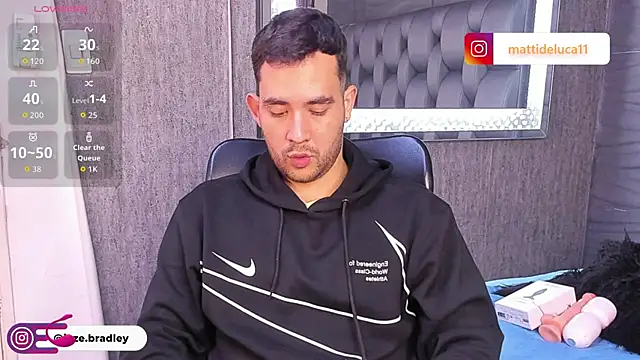 Snapshot of matti_de_lucaa chatting on November 6, 2025, 5:39 pm matti de lucaa online show from November 6, 2025, 5:39 pm