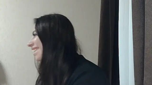 Noviraa online show from May 24, 2026, 11:59 pm