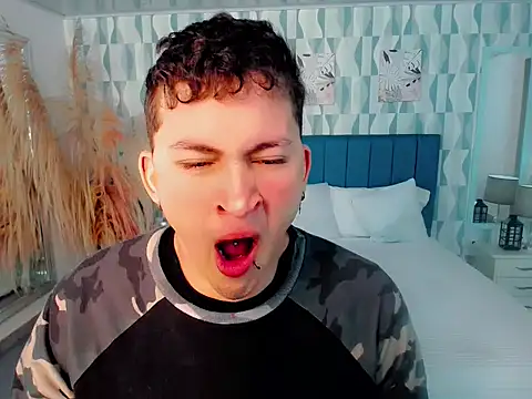 Snapshot of Axel_savage chatting on November 24, 2025, 11:54 am Axel savage online show from November 24, 2025, 11:54 am