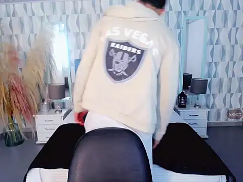 Snapshot of Axel_savage chatting on November 5, 2025, 12:08 pm Axel savage online show from November 5, 2025, 12:08 pm