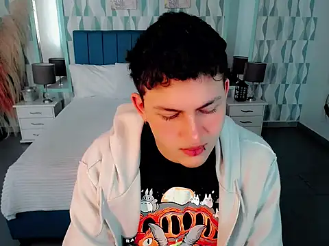 Snapshot of Axel_savage chatting on November 29, 2025, 12:05 pm Axel savage online show from November 29, 2025, 12:05 pm