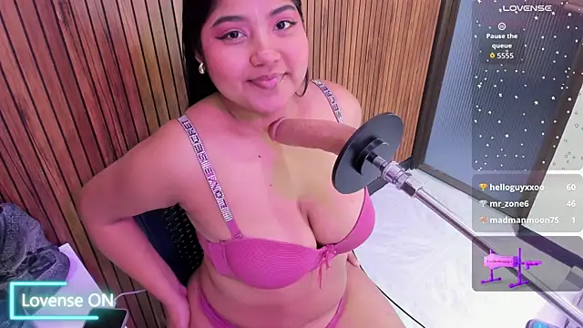 Snapshot of mysticlatina1 chatting on October 24, 2025, 11:53 am mysticlatina1 online show from October 24, 2025, 11:53 am