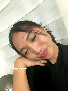 cassie cakes online show from September 14, 2025, 5:57 pm