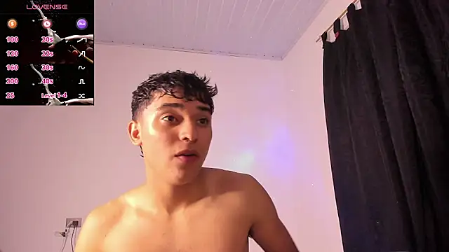 Austin Cardieff  online show from November 15, 2025, 4:27 am