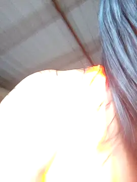 Lucerito-Hot online show from December 19, 2025, 12:07 pm