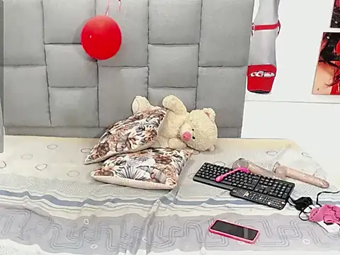 salome33x online show from September 30, 2025, 3:40 pm