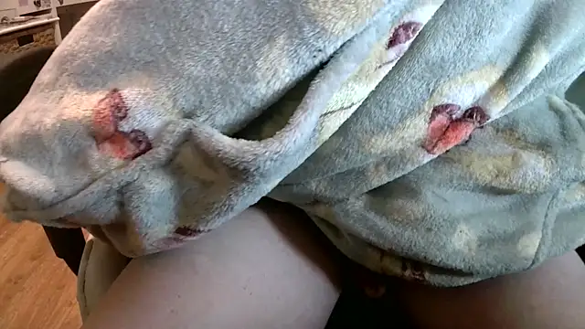 rzalza online show from April 10, 2026, 9:22 pm