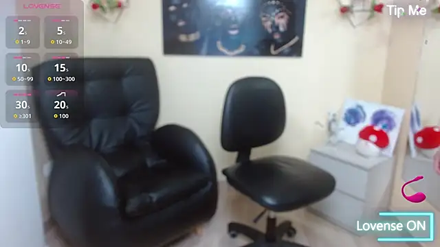 Bom BomXX online show from November 2, 2025, 2:16 am