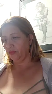 ROOMIINA online show from December 21, 2025, 8:31 pm