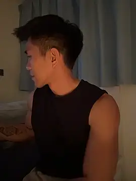 gooodboiii online show from December 18, 2025, 2:32 pm