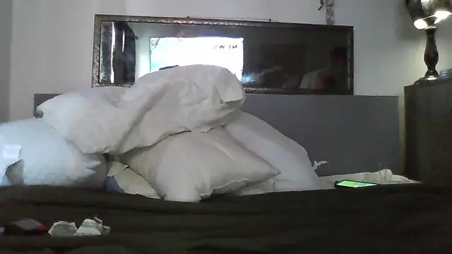 Nocturnal Eros online show from April 6, 2026, 1:12 am