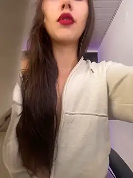 Viithoney online show from February 2, 2026, 8:08 pm