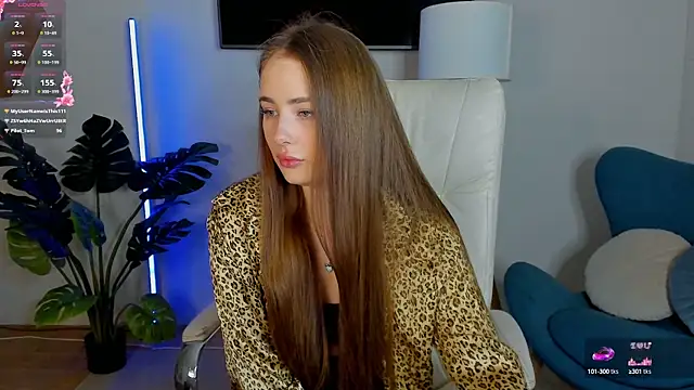 Snapshot of Sweet__Amily chatting on October 3, 2025, 12:17 pm Sweet Amily online show from October 3, 2025, 12:17 pm