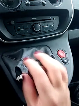 stellasexy online show from November 2, 2025, 7:24 am