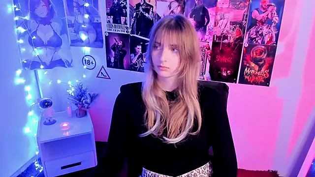 Snapshot of NeyliDream chatting on October 23, 2025, 6:34 am NeyliDream online show from October 23, 2025, 6:34 am