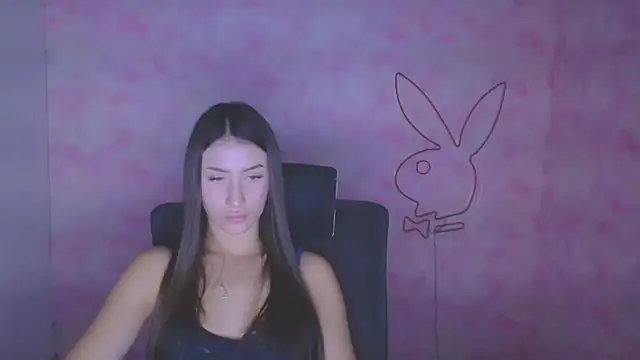 Snapshot of AlisaBubbles chatting on October 29, 2025, 7:18 am AlisaBubbles online show from October 29, 2025, 7:18 am