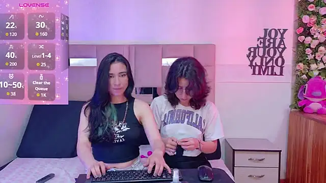 jupiterysaturno online show from September 23, 2025, 6:48 pm