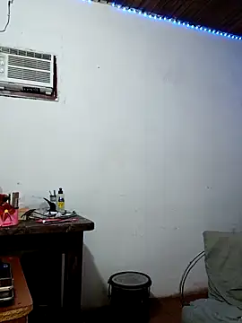 Snapshot of girlpee chatting on November 4, 2025, 12:20 pm girlpee online show from November 4, 2025, 12:20 pm