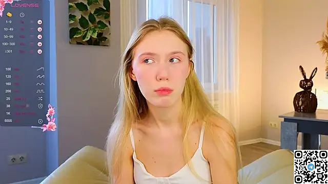 Snapshot of Succubelle chatting on November 14, 2025, 6:17 am Succubelle online show from November 14, 2025, 6:17 am