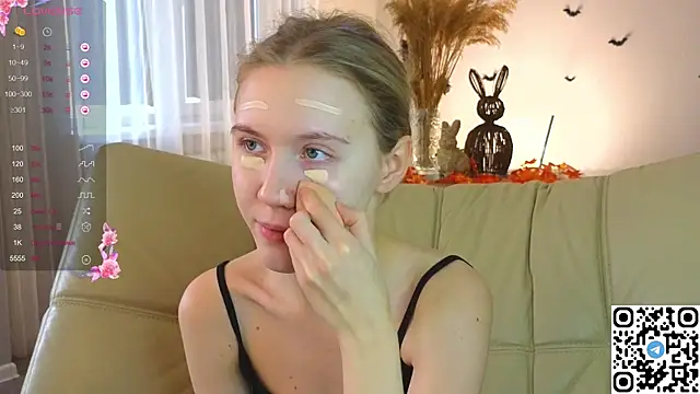 Snapshot of Succubelle chatting on November 2, 2025, 6:29 am Succubelle online show from November 2, 2025, 6:29 am