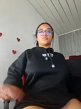 susan mooree online show from March 8, 2026, 2:04 am