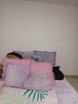 sweetdubros2 online show from March 28, 2026, 6:58 am