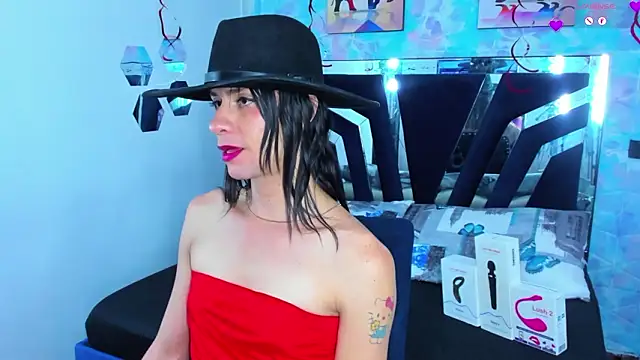 Charlotte Landry   online show from February 17, 2026, 4:48 pm