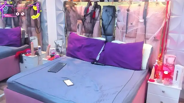 Snapshot of Charlotte_Landry__ chatting on October 9, 2025, 3:34 pm Charlotte Landry   online show from October 9, 2025, 3:34 pm