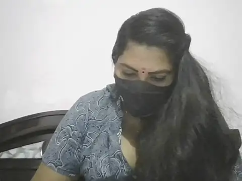 Snapshot of Nisha-telugu chatting on September 21, 2025, 6:35 pm Nisha-telugu online show from September 21, 2025, 6:35 pm