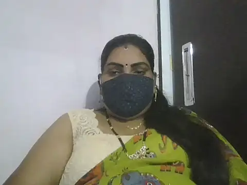 Snapshot of Nisha-telugu chatting on September 29, 2025, 4:34 pm Nisha-telugu online show from September 29, 2025, 4:34 pm