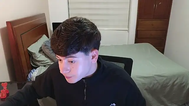 tightncuteass online show from October 24, 2025, 2:43 am