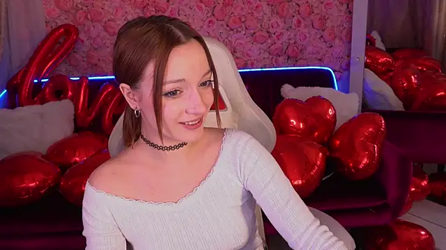 FoxyMayy online show from February 12, 2026, 2:28 pm