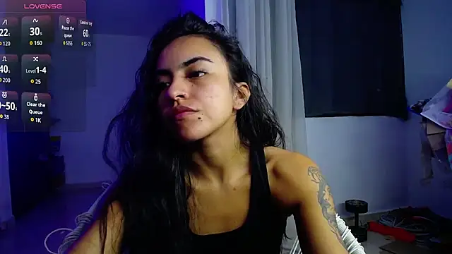 Snapshot of Leslie_Bussh_ chatting on July 12, 2026, 10:27 am Leslie Bussh online show from July 12, 2026, 10:27 am