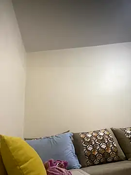 Wild-Nayra online show from September 20, 2025, 1:27 pm