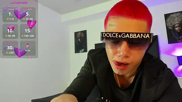 Snapshot of Aleanders_ chatting on October 1, 2025, 1:15 pm Aleanders  online show from October 1, 2025, 1:15 pm