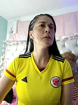 ZARAY 1118 online show from March 13, 2026, 11:10 pm