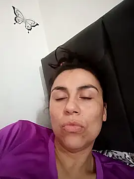 vanessa-titisM online show from March 17, 2026, 2:42 pm