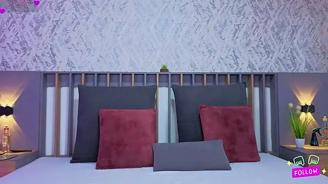 Snapshot of Miranda_Blair chatting on October 2, 2025, 11:30 pm Miranda Blair online show from October 2, 2025, 11:30 pm